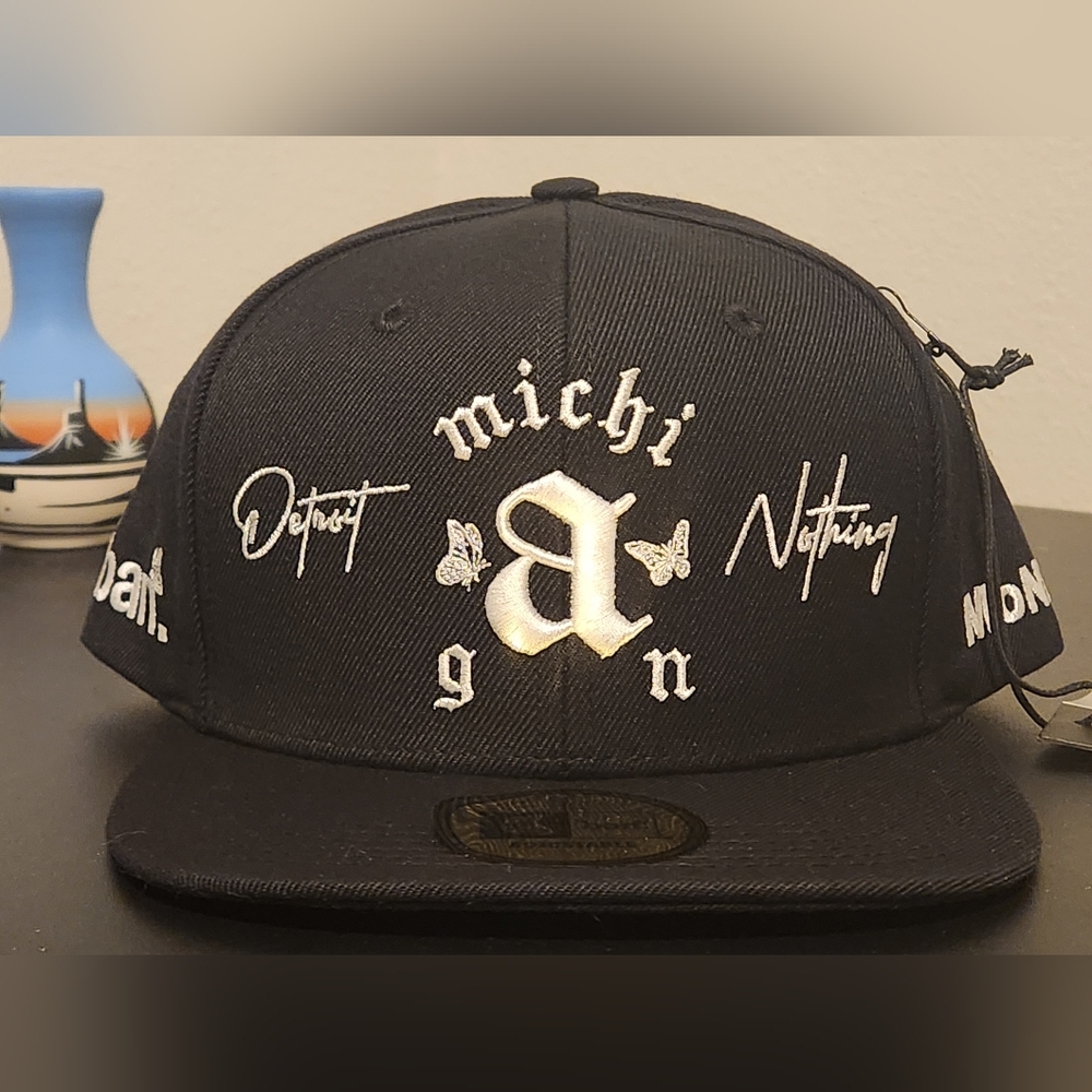 Michigan Snapback - Picture 6 of 6